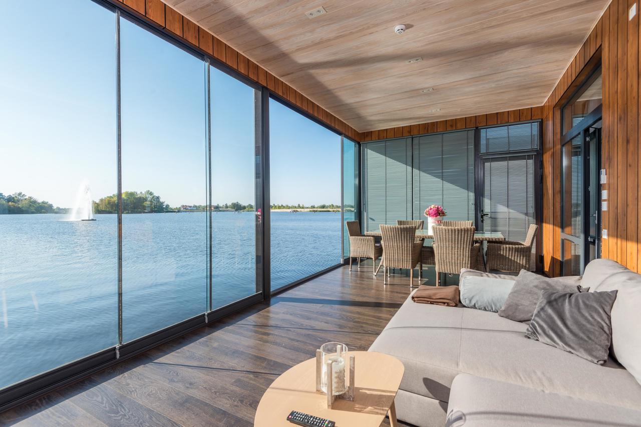 Riviera Zoloche Resort & Spa Vishenki  Zewnętrze zdjęcie