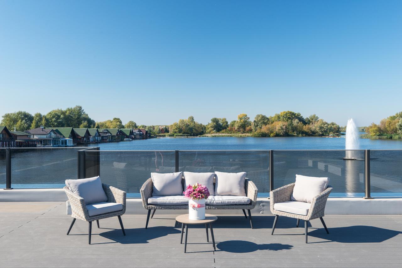 Riviera Zoloche Resort & Spa Vishenki  Zewnętrze zdjęcie