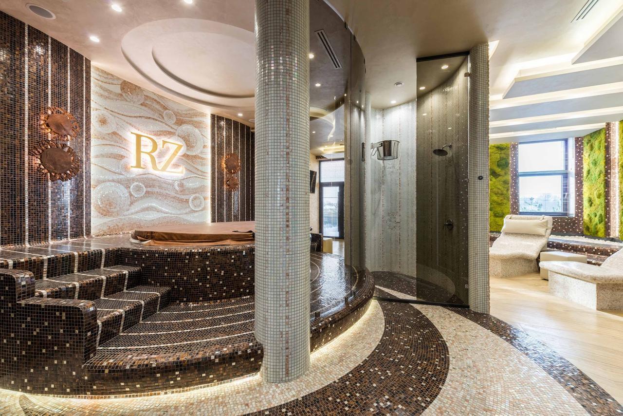 Riviera Zoloche Resort & Spa Vishenki  Zewnętrze zdjęcie