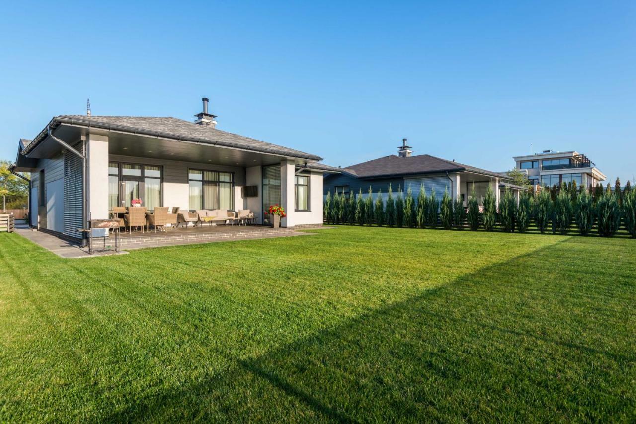 Riviera Zoloche Resort & Spa Vishenki  Zewnętrze zdjęcie